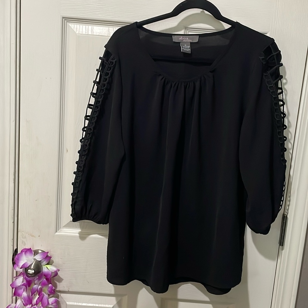 Black blouse size1x